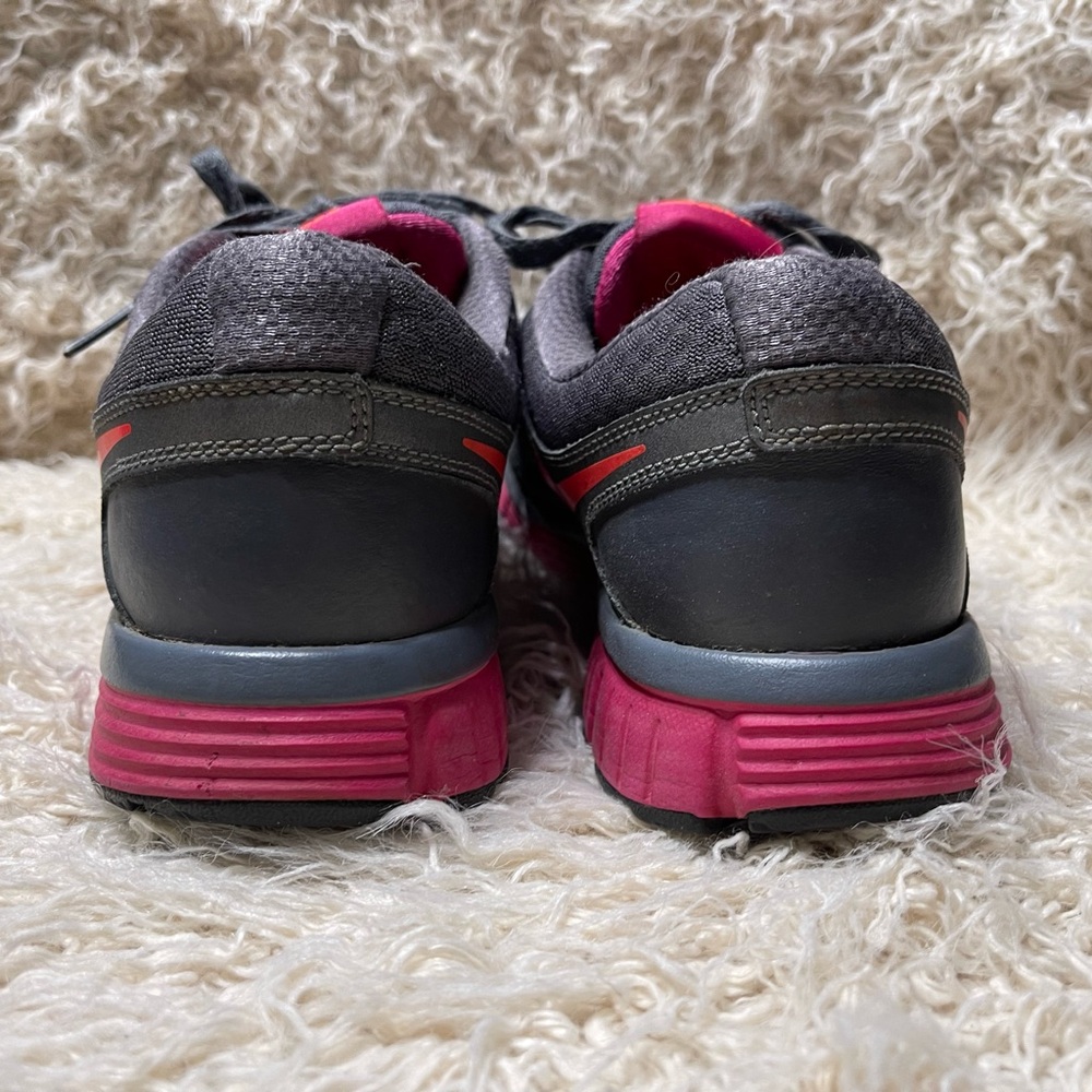 Nike Women's Gray and Pink Training Sneakers - Picture 5 of 6